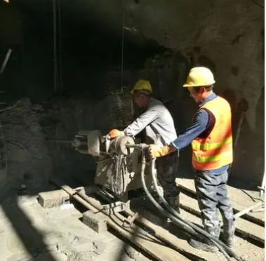 巩义水下抗分散灌浆料特点 水下不分散注浆料介绍